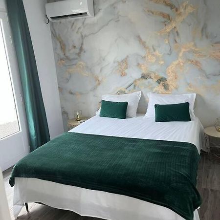 Bungalow Bougainvilliers Les Abymes Buitenkant foto
